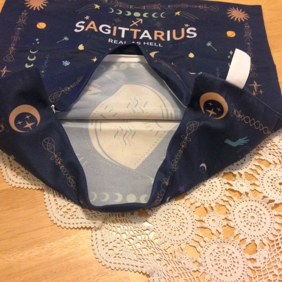 NWOT humorous astrology pillow cover for Sagittarius - Picture 4 of 5